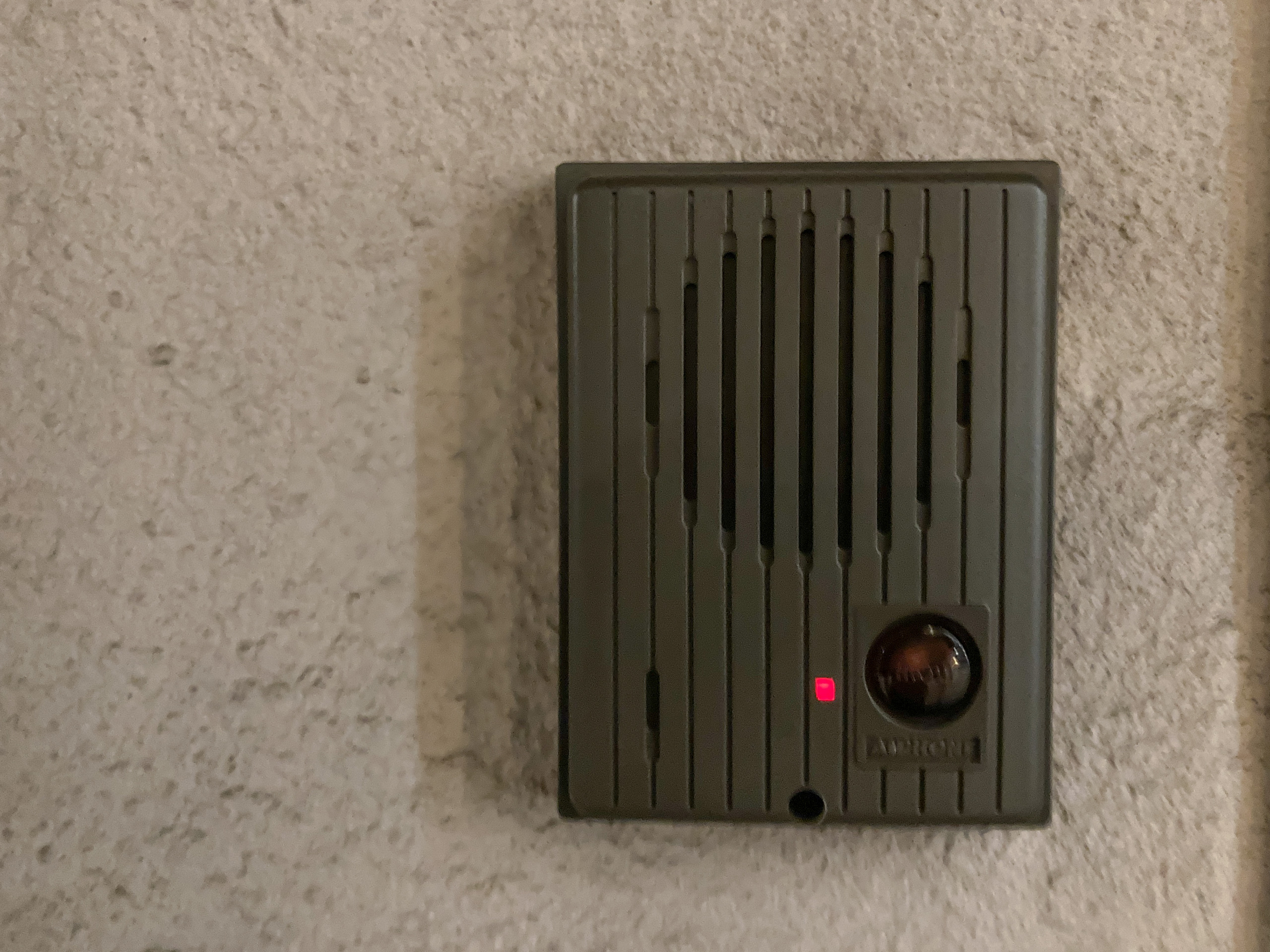 恐怖体験 深夜2時に自宅のインターホンが鳴り始めて Suzukisho Com 恐怖体験 深夜2時に自宅のインターホンが鳴り始めて Suzukisho Com